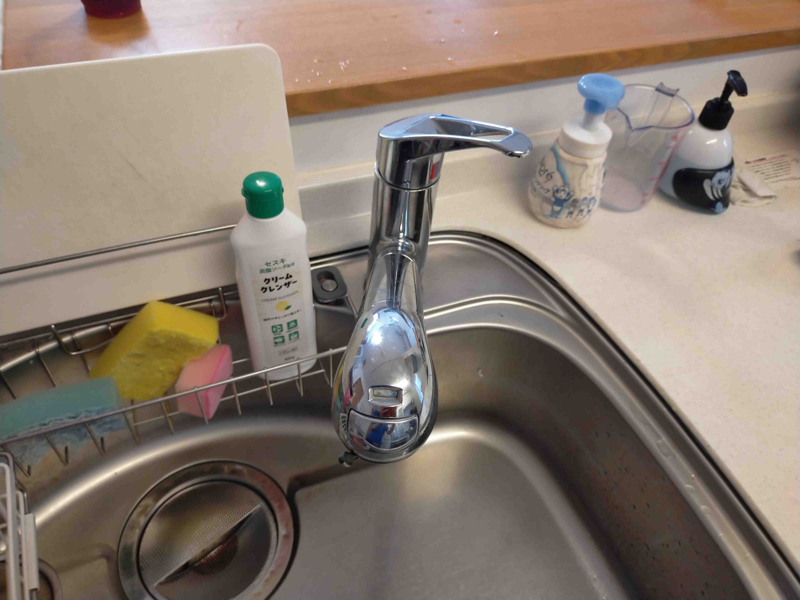 恵庭市＿蛇口水漏れ