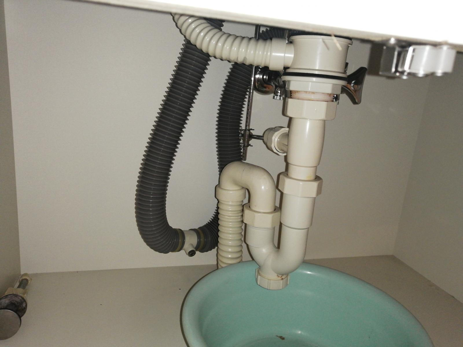 洗面台_トラップ交換作業