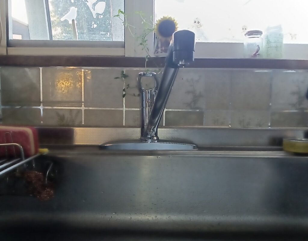 白石区＿蛇口水漏れ